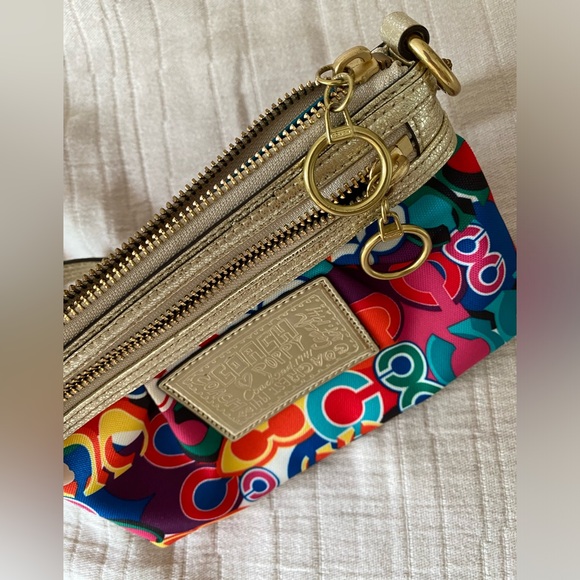 Coach Poppy Glam Wristlet bag - Picture 7 of 9